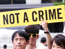 Protest in Seoul in support of conscientious objectors. Photo Credit: World without War
