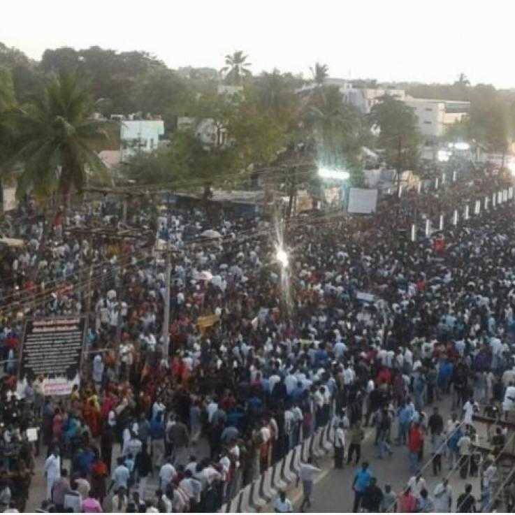 Thousands of people march through Thoothukudi 